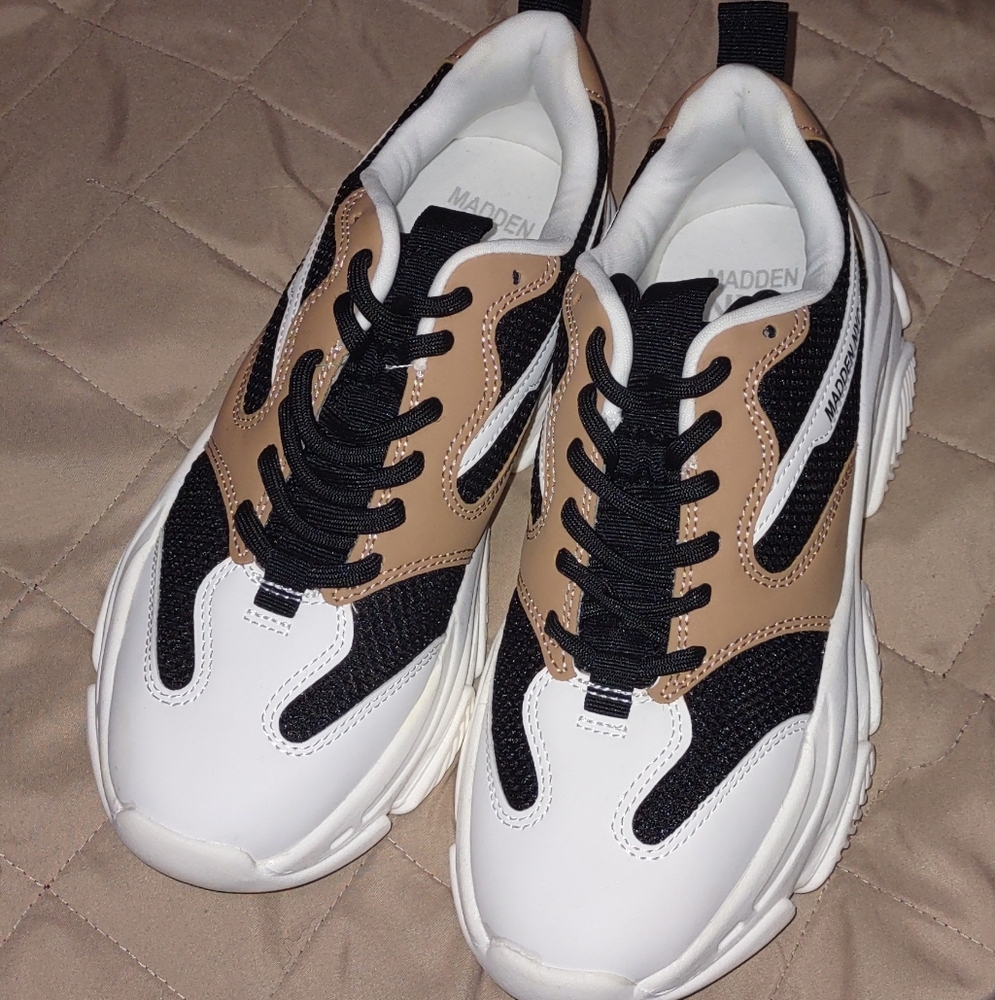 Madden NYC Sneakers Size 8.5 Women